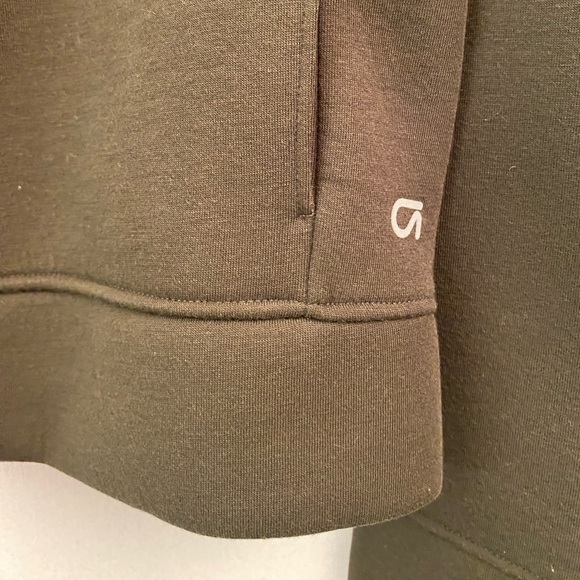 GapFit Scuba Olive Green Bomber Athleisure Jacket With Pockets Size Small - Picture 3 of 6